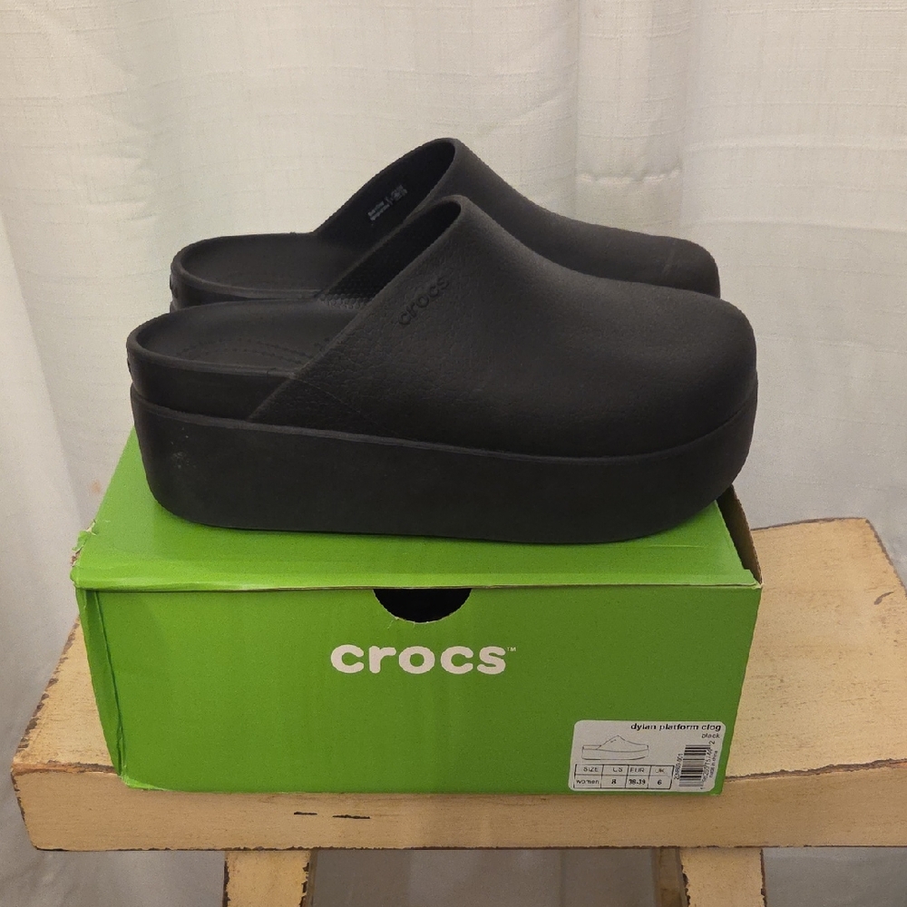 CROCS Black Platform Clogs